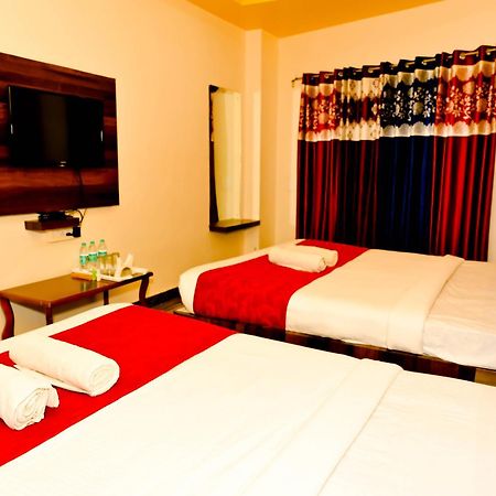 Townhouse Mk Hotel Chikmagalur Ngoại thất bức ảnh