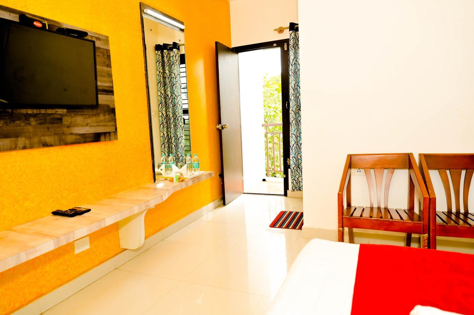 Townhouse Mk Hotel Chikmagalur Ngoại thất bức ảnh